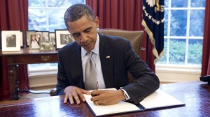 Obama kills the ban on Apple products (image source: Mashable)